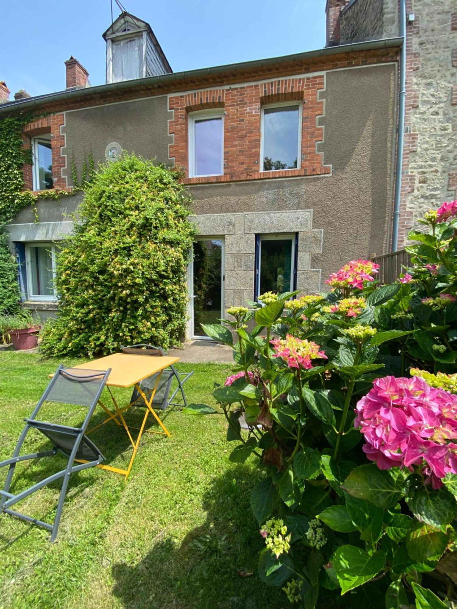 Le Nid D'eugenie Holiday home Blaudeix